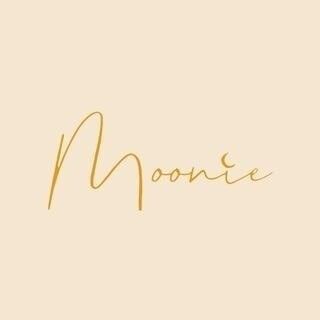 Moonie by Mila