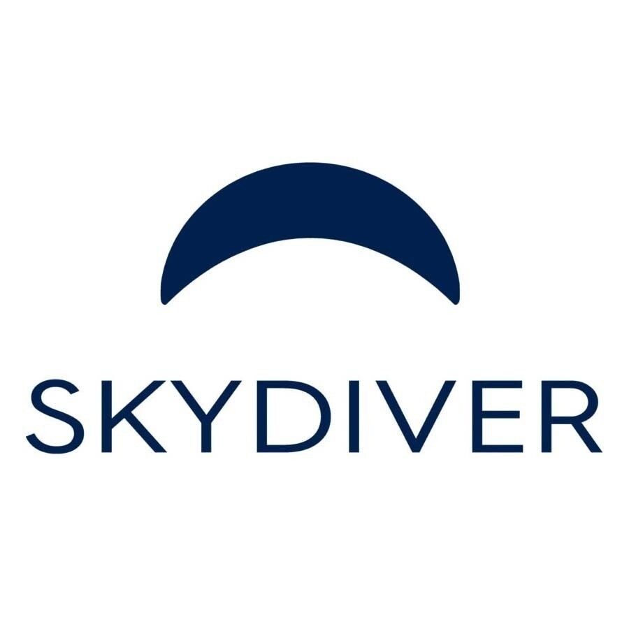 SKYDIVER