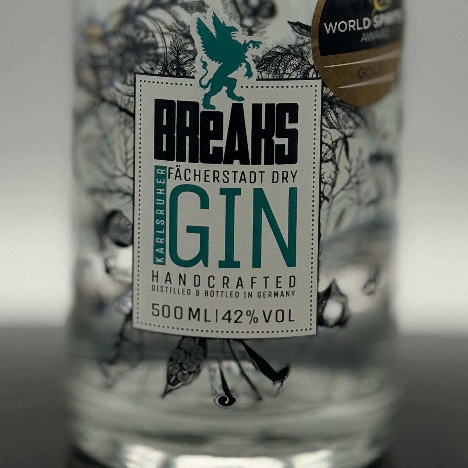 Breaks Gin