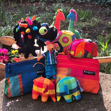 BAREFOOT - handmade toys and bags
