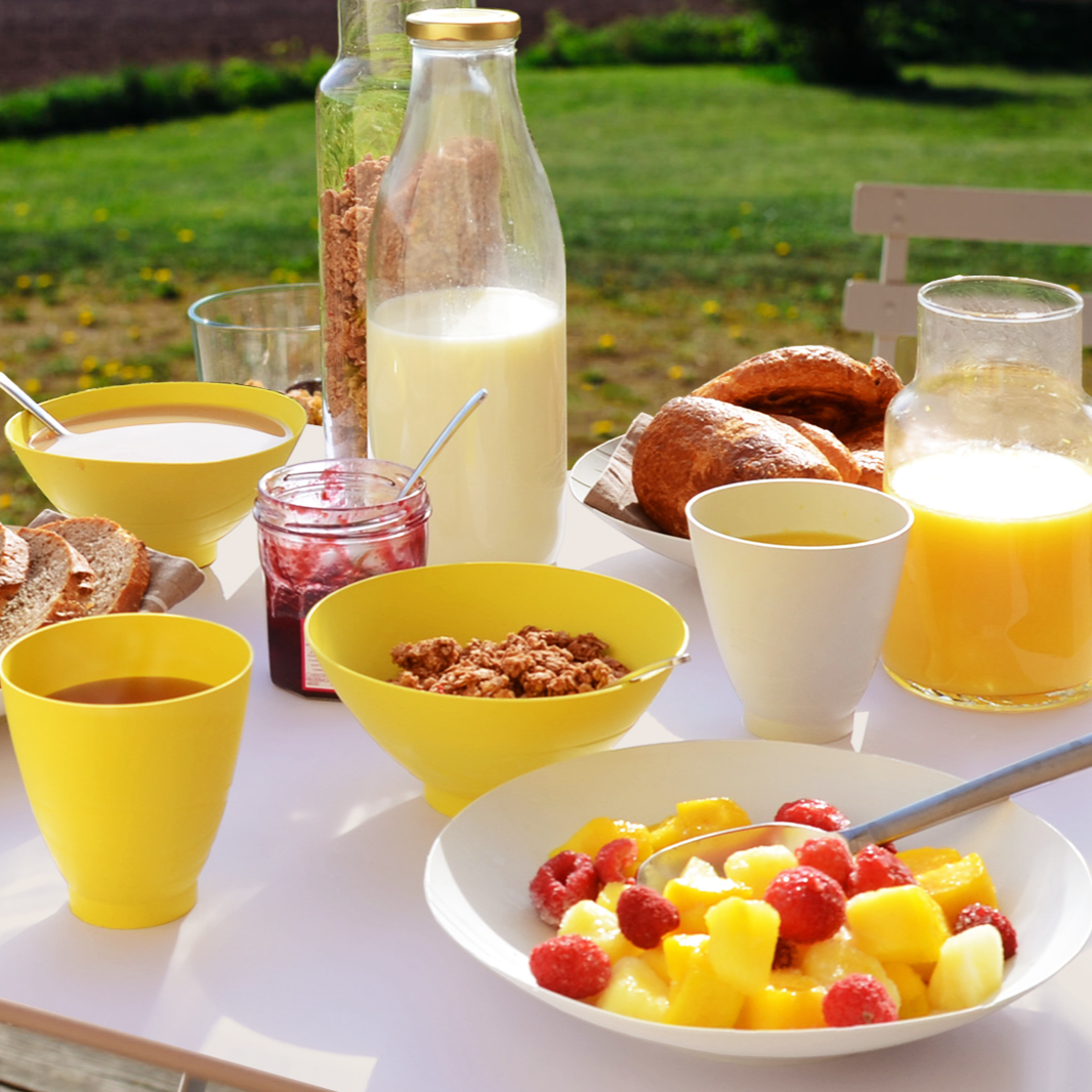 Table & Nature