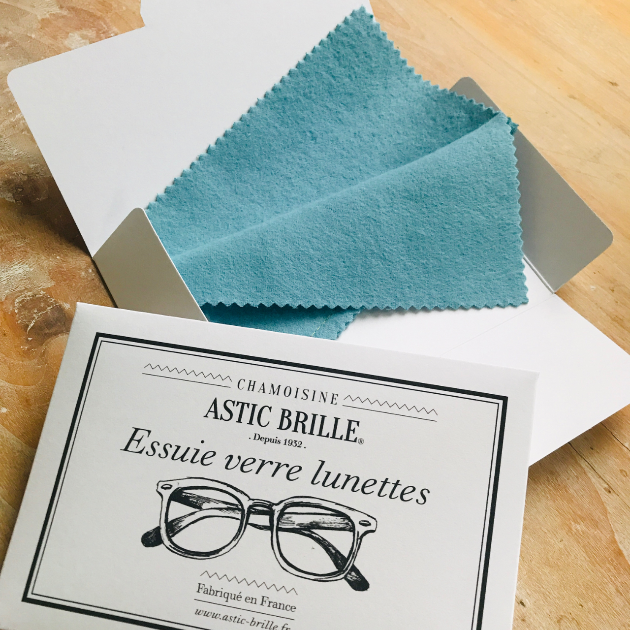 ASTIC BRILLE