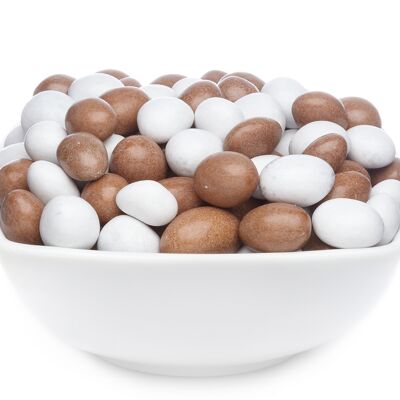 Cacahuètes au chocolat colorées, cacahuètes blanches et brunes PU avec 1 pièce. toi. Contenu de 5000g par pièce