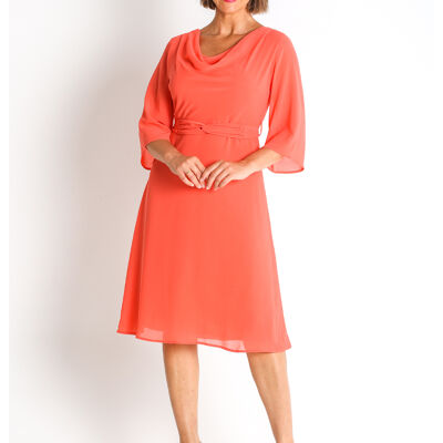 368580L Robe en mousseline avec ceinture