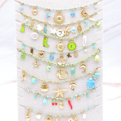 Juego de 8 collares de acero inoxidable con expositor - PR-COLLIER30