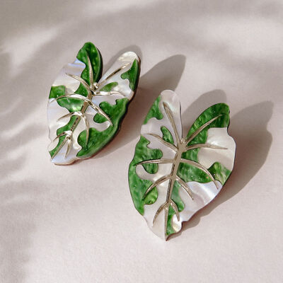 Boucles d'oreilles Alocasia - Boucles d'oreilles en forme de feuille acrylique en verre acrylique miroir vert, blanc et or