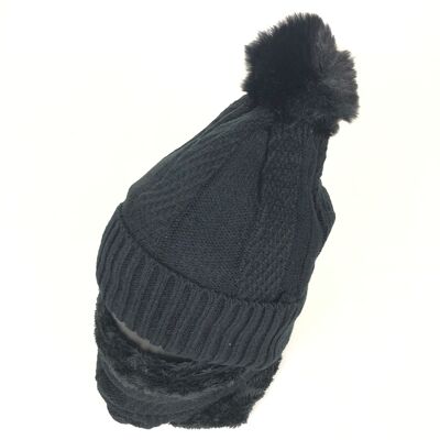 Hat and Collar Set