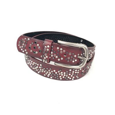 Studded belt with metallic patterns