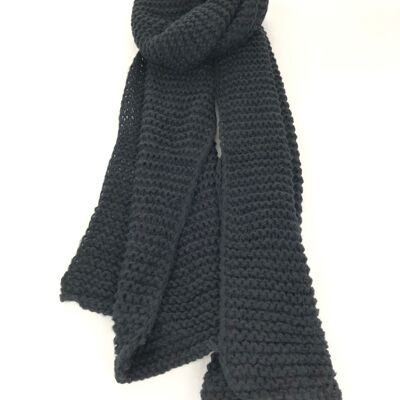 Écharpe en grosse maille tricotée