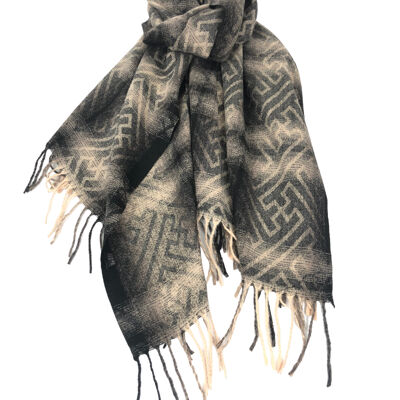 Fringed geometric pattern scarf