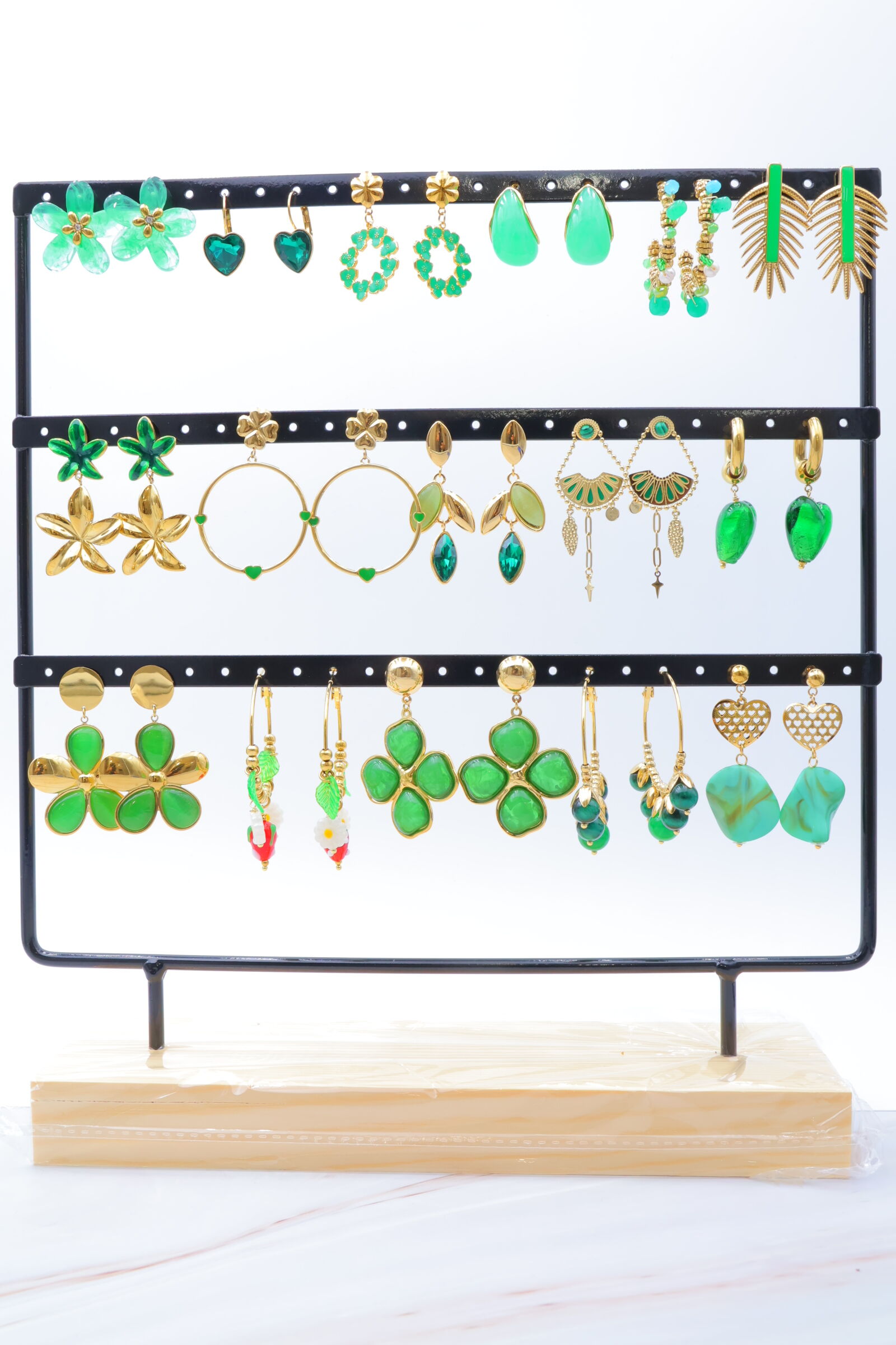 Set mit 16 Paar Ohrringen mit Display - PRT-OREILLE97