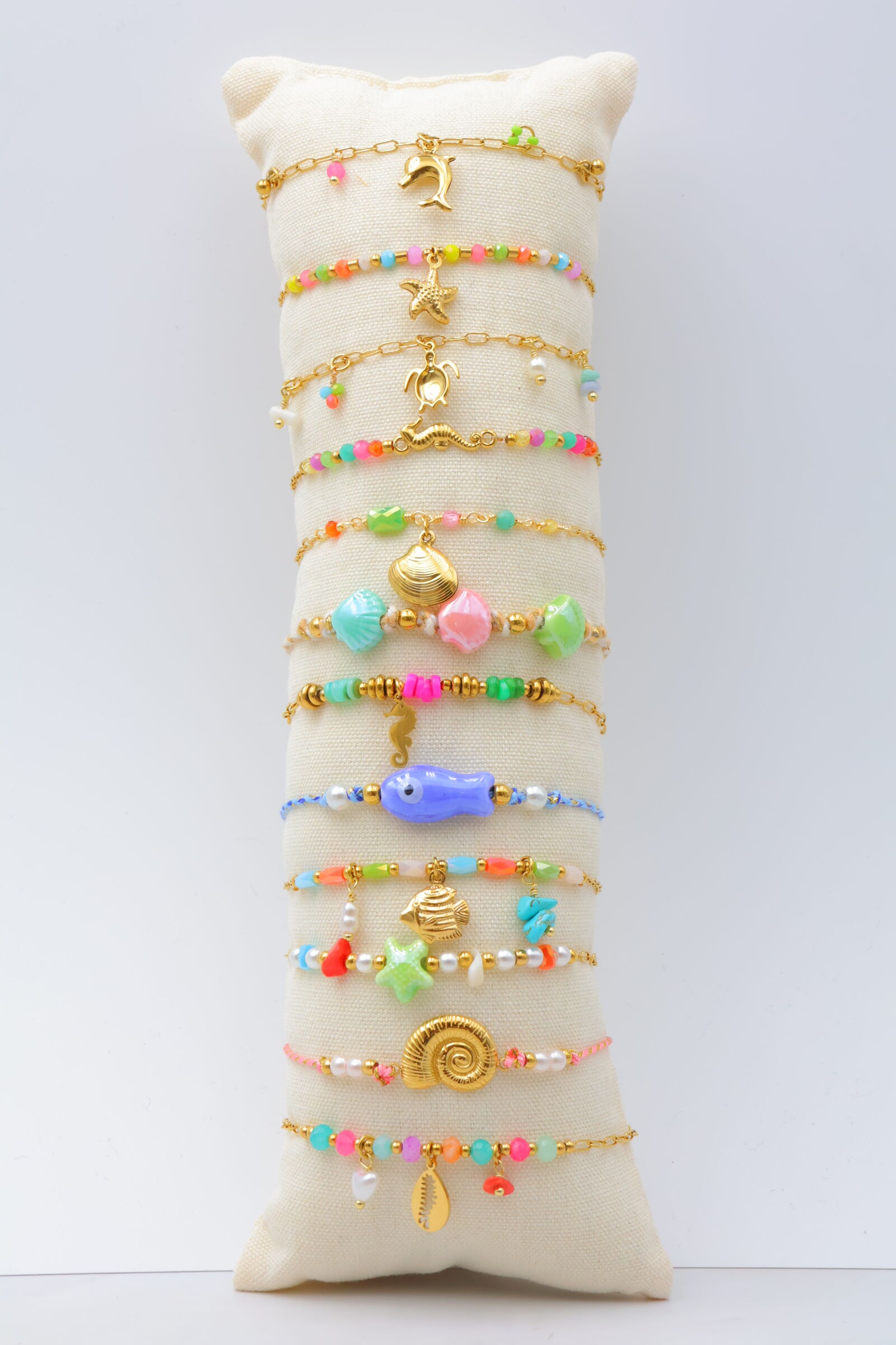 Set mit 12 Edelstahlarmbändern mit Kissen - C-BRACELET89