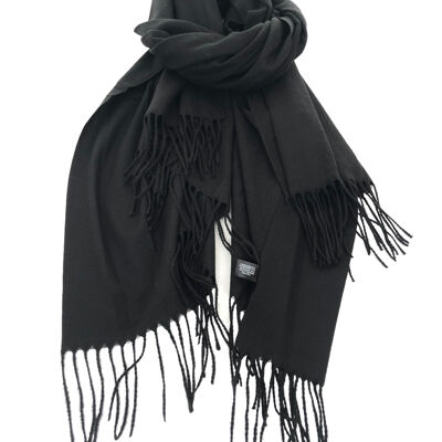 Plain fringed scarf