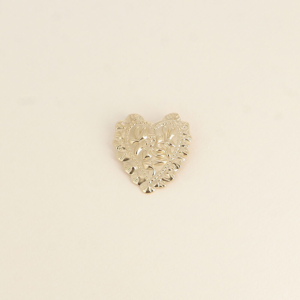 Brooch - textured heart pattern