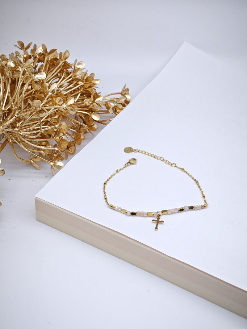 Kreuz- und Perlenarmband - A308