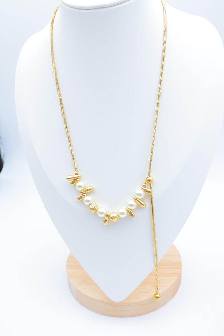 Verstellbare Perlen- und Kristallkette mit verstellbarer silberner Kette.- A1141