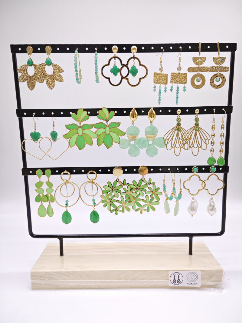 Set mit 15 Edelstahlohrringen mit Display - PR9