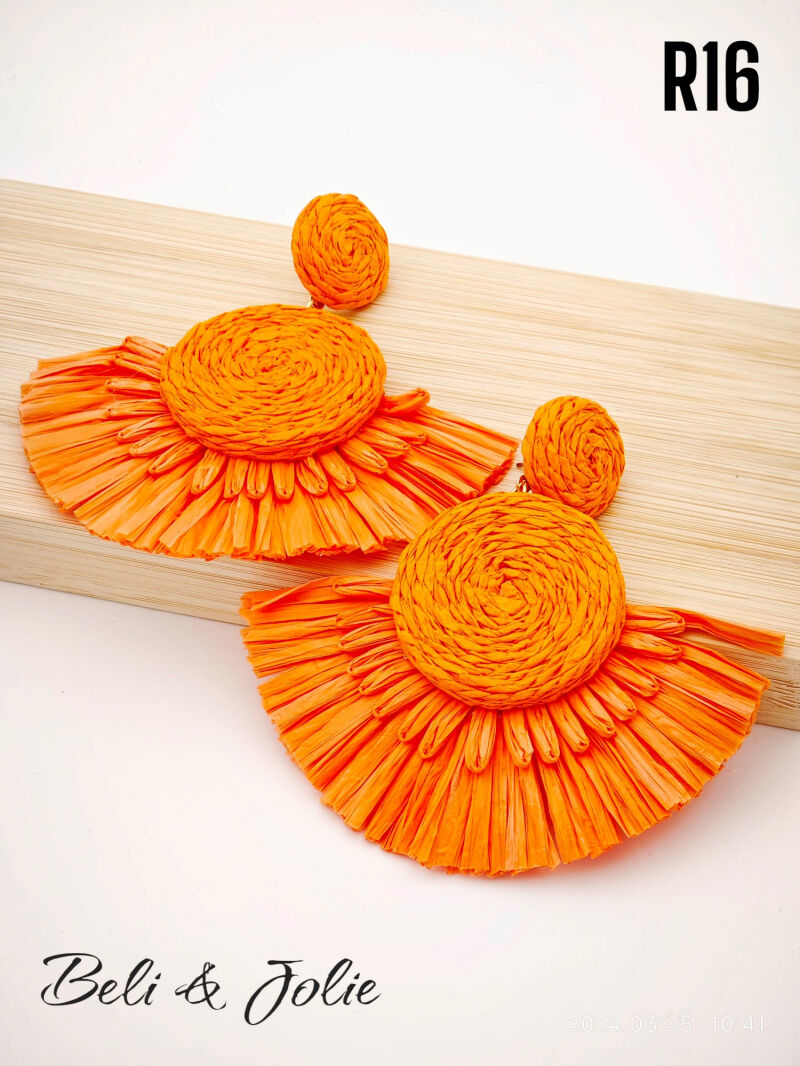 Boucles d'oreilles en raphia et métal - R16