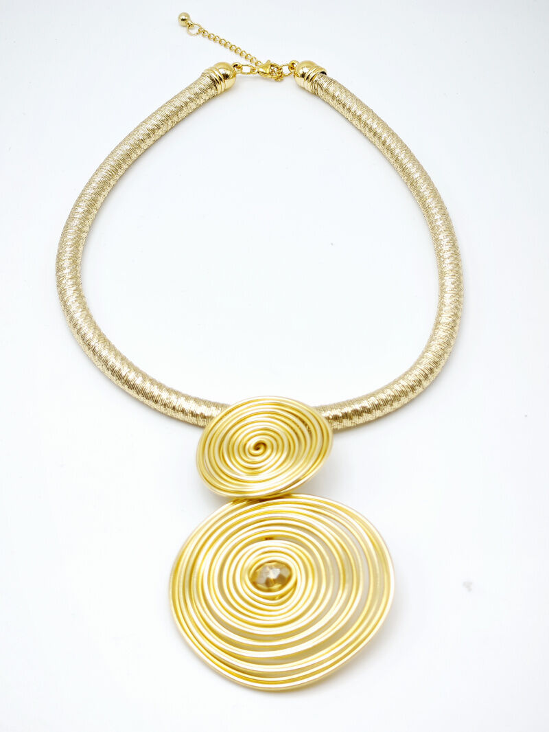 Collier en métal - U13