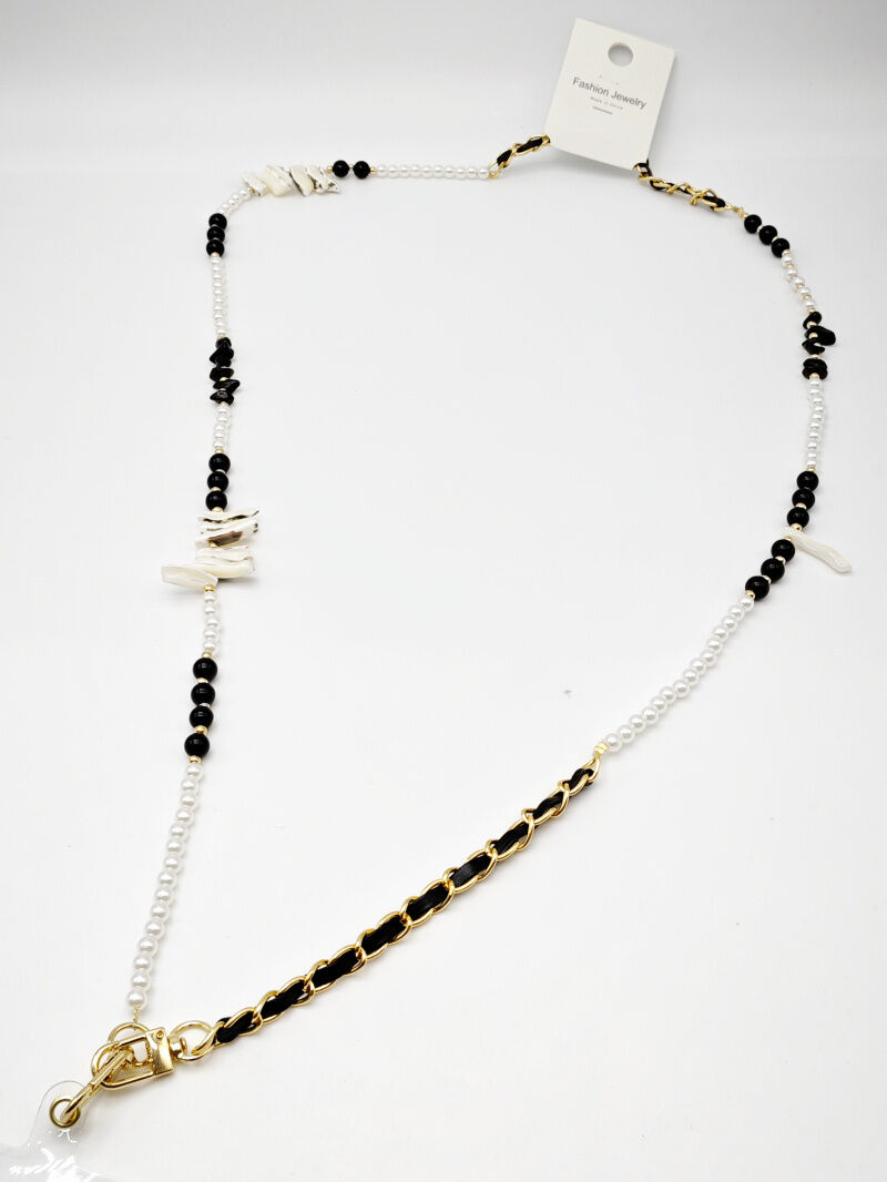 Collier en métal - U29