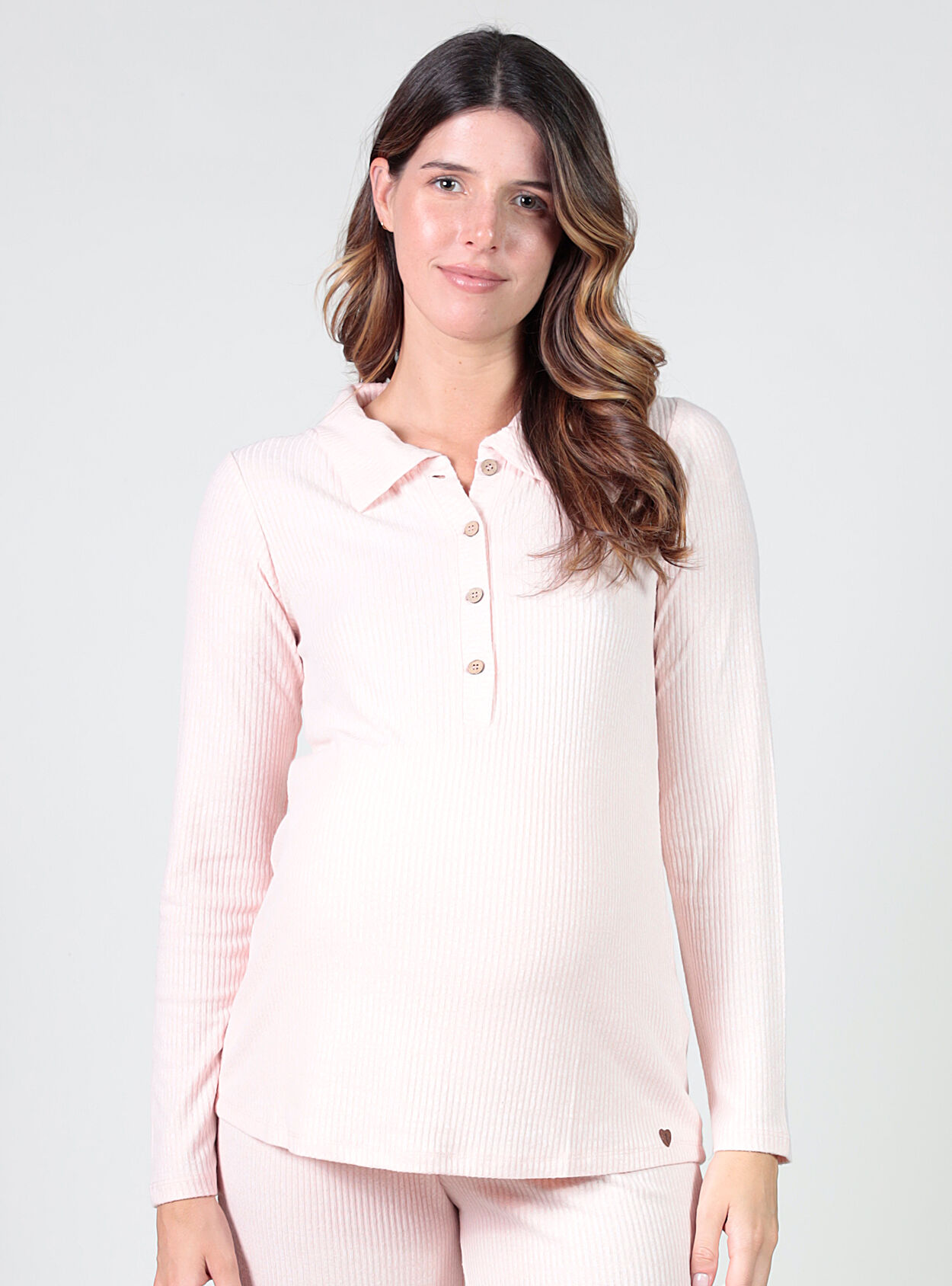 Polo comoda per l'allattamento