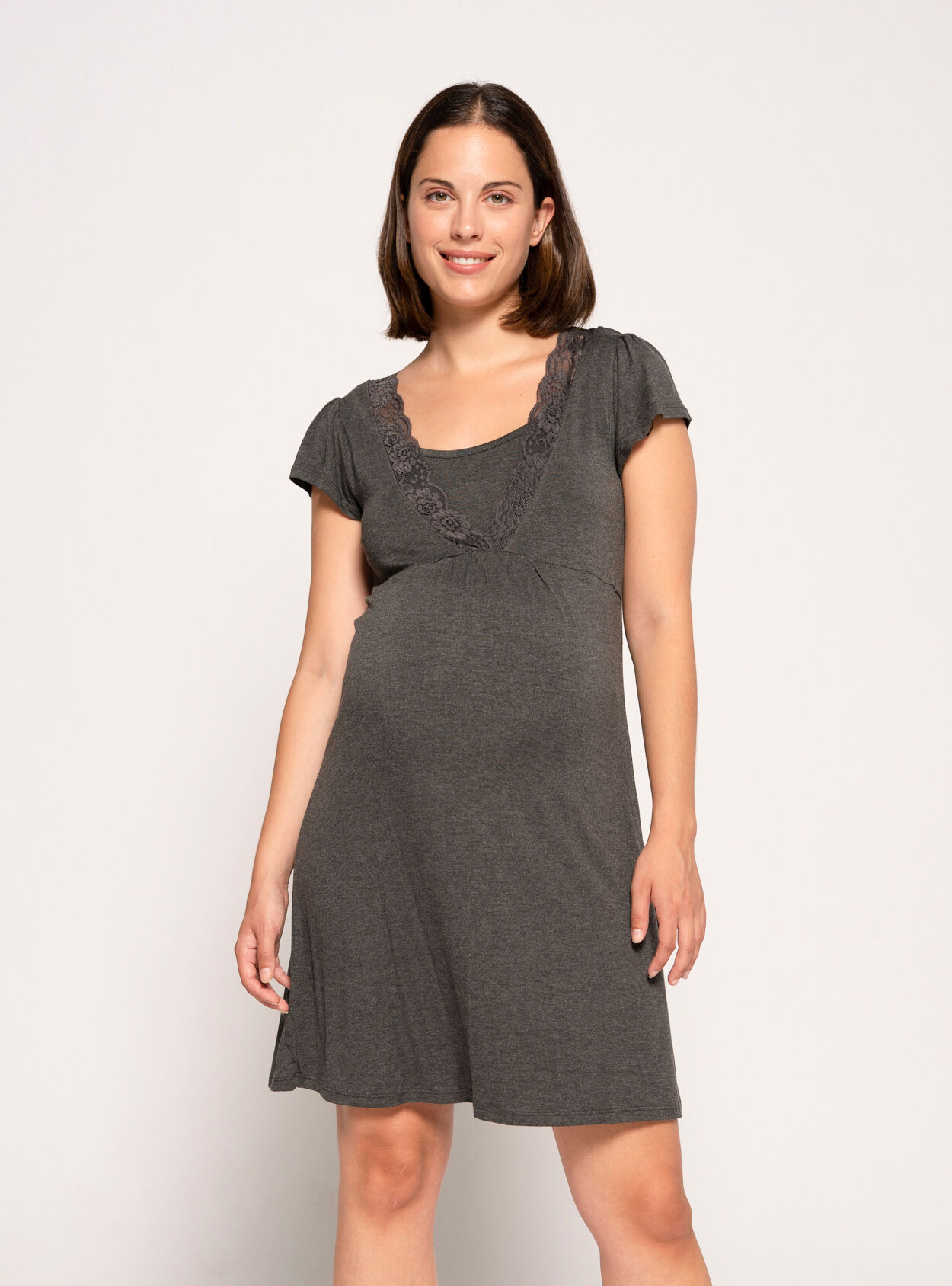 Kurzarm-Stillnachthemd