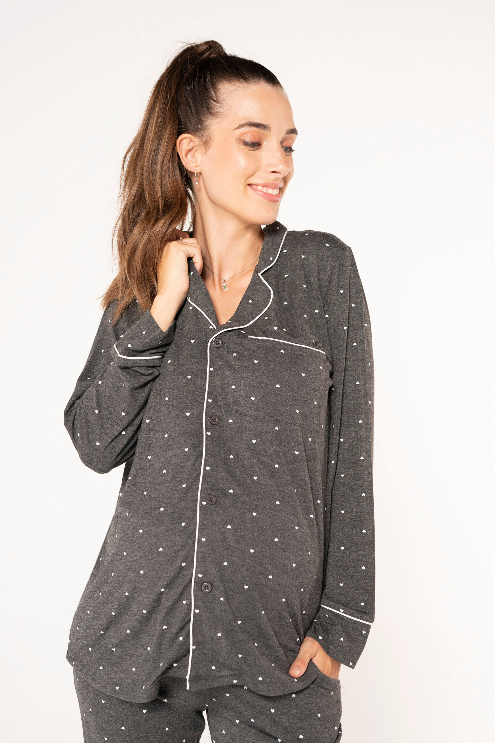 Pyjama-Shirt mit Herzen