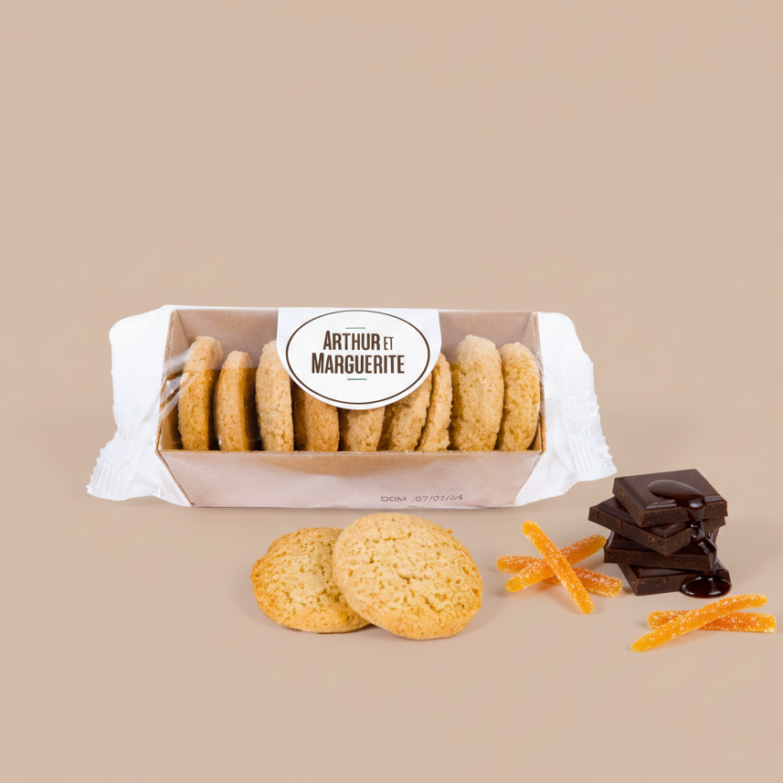 Süße Kekse in einer Schale mit Schokoladen- und Orangenschalengeschmack - 65 g