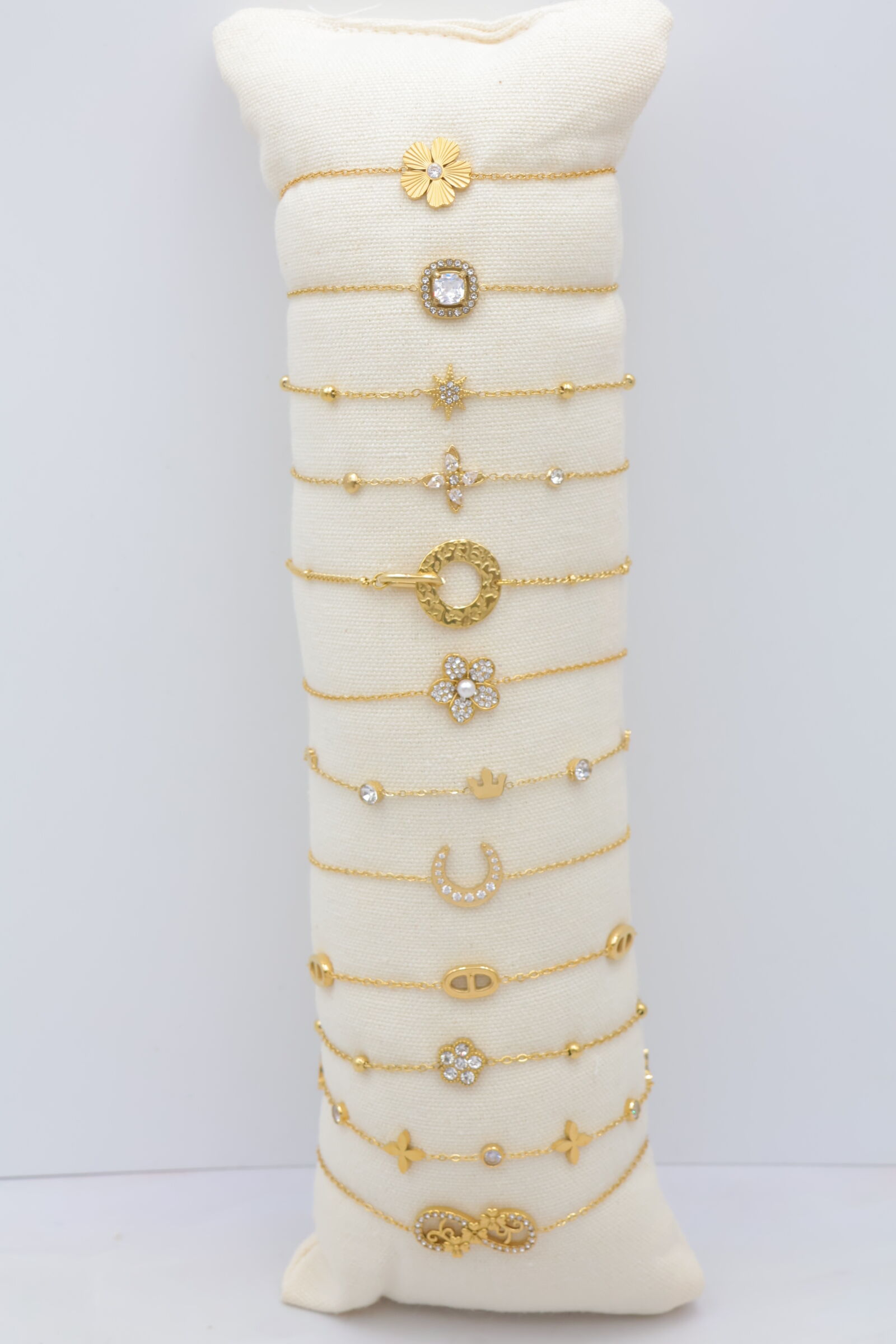 Set mit 12 Edelstahlarmbändern mit Kissen - C-BRACELET96