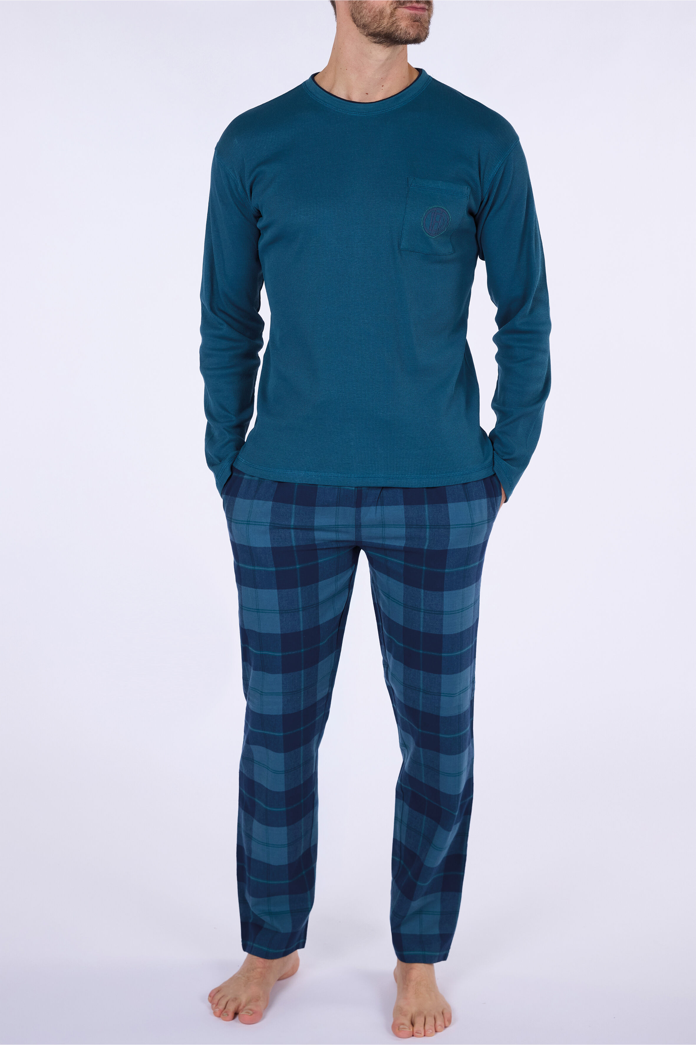 Lot de 18 - Pyjama homme manches longues – Marque Daniel Hechter – Réf. HH.WARM.PYK