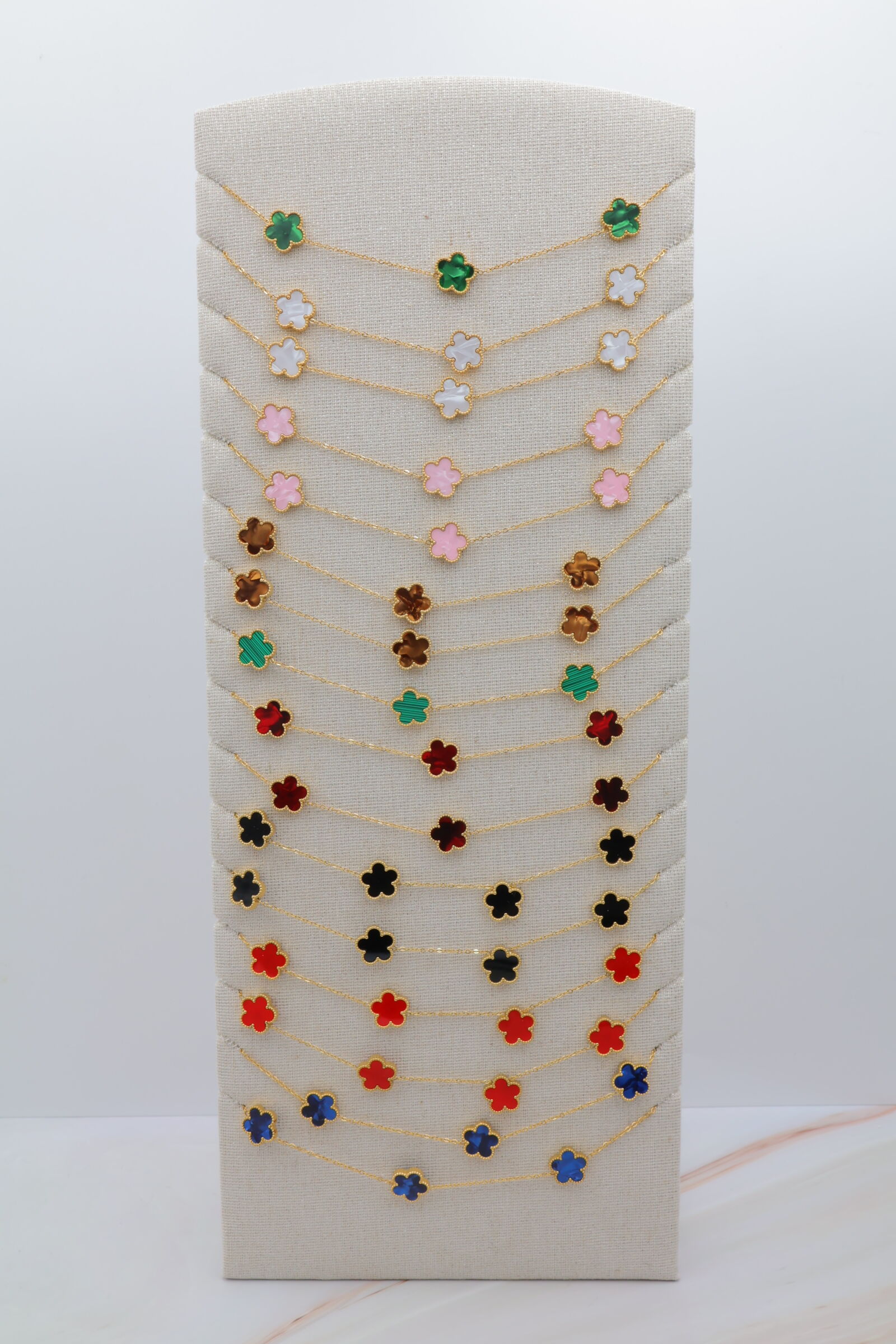 Set mit 16 Edelstahl-Halsketten und Präsentationsständer - PR-COLLIER84