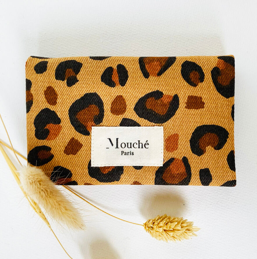 BOLSA ESENCIAL NALA LEOPARD - bolsa con 2 pañuelos de algodón 100% con certificación GOTS
