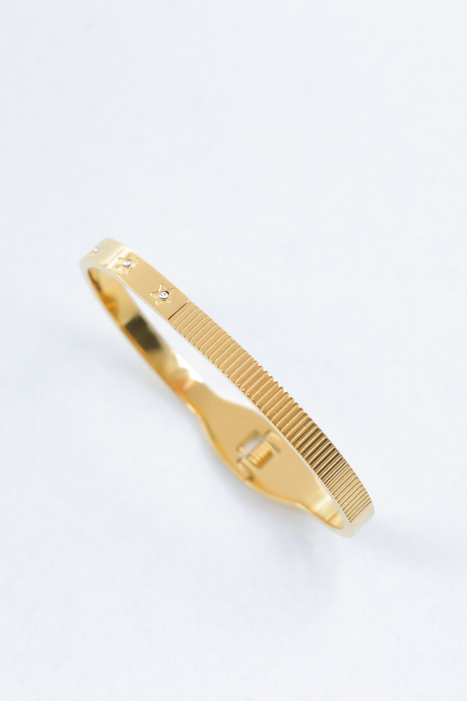 Edelstahl-Armreif - N706