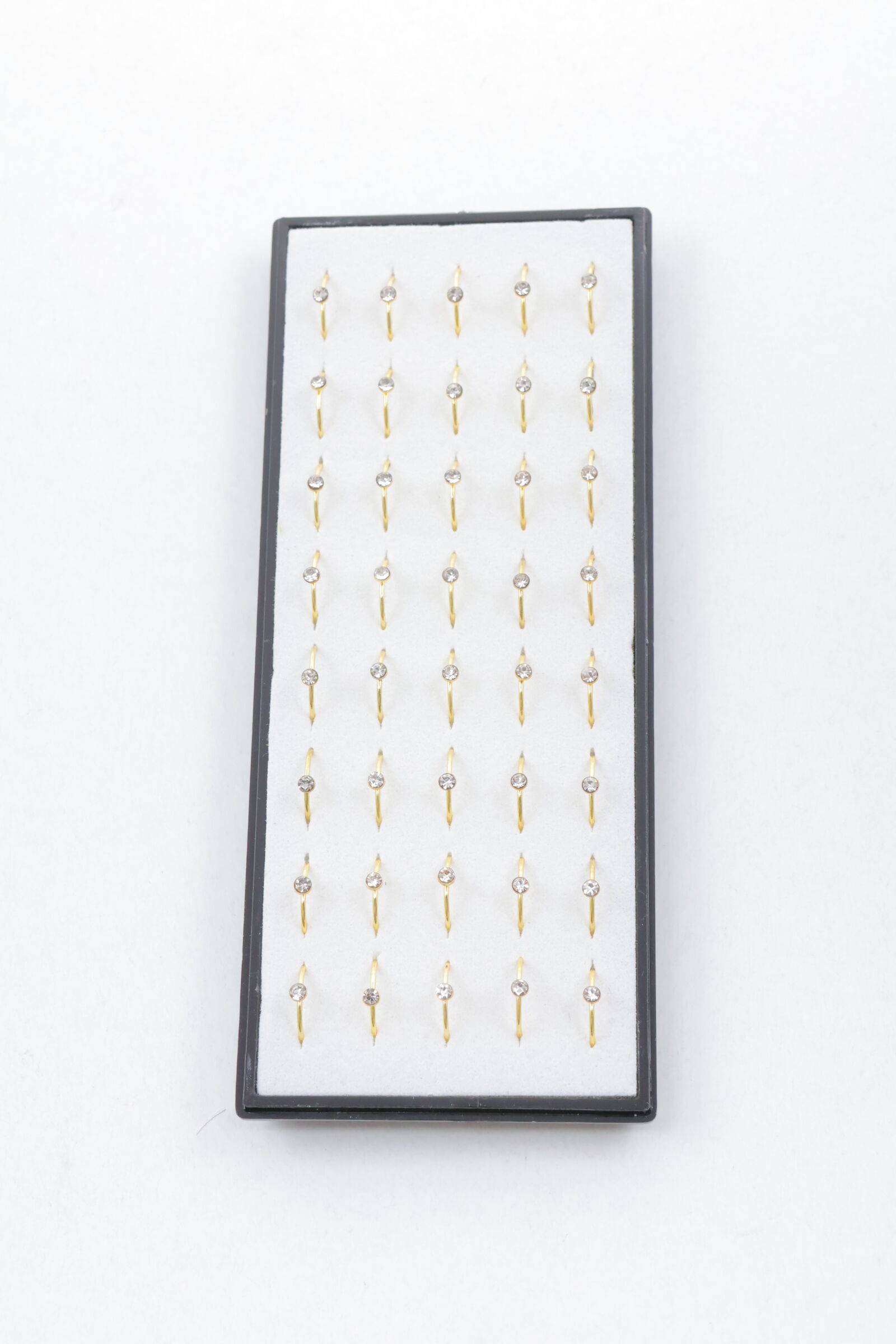 Lot de 40 piercings de nez en acier inoxydable - PIERCING04