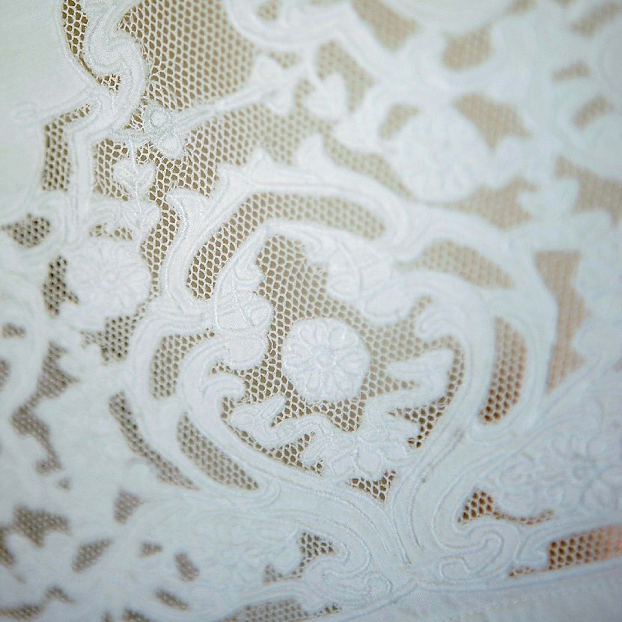 Brise bise Sormiou en lin blanc et bordados 45X70 CM