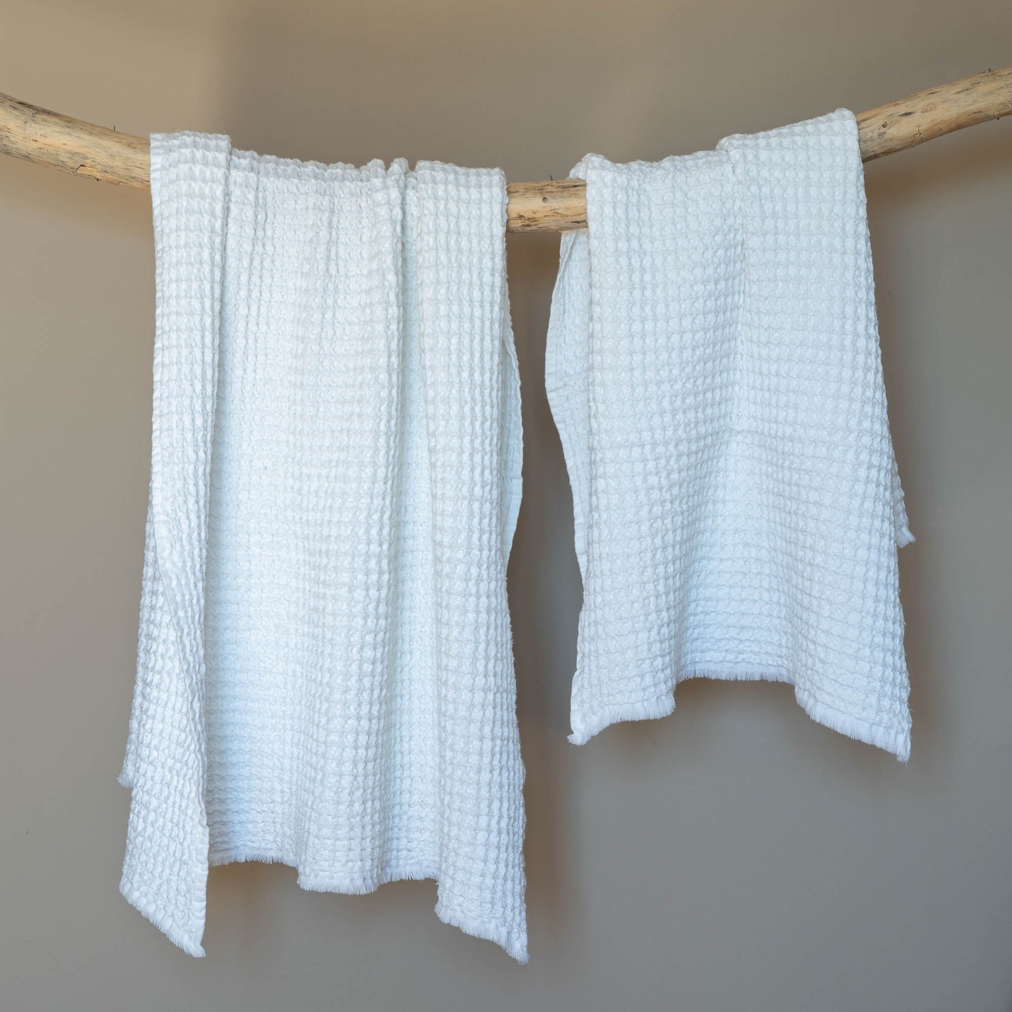 Serviette de toilette blanca en algodón gaufré 80X150 CM