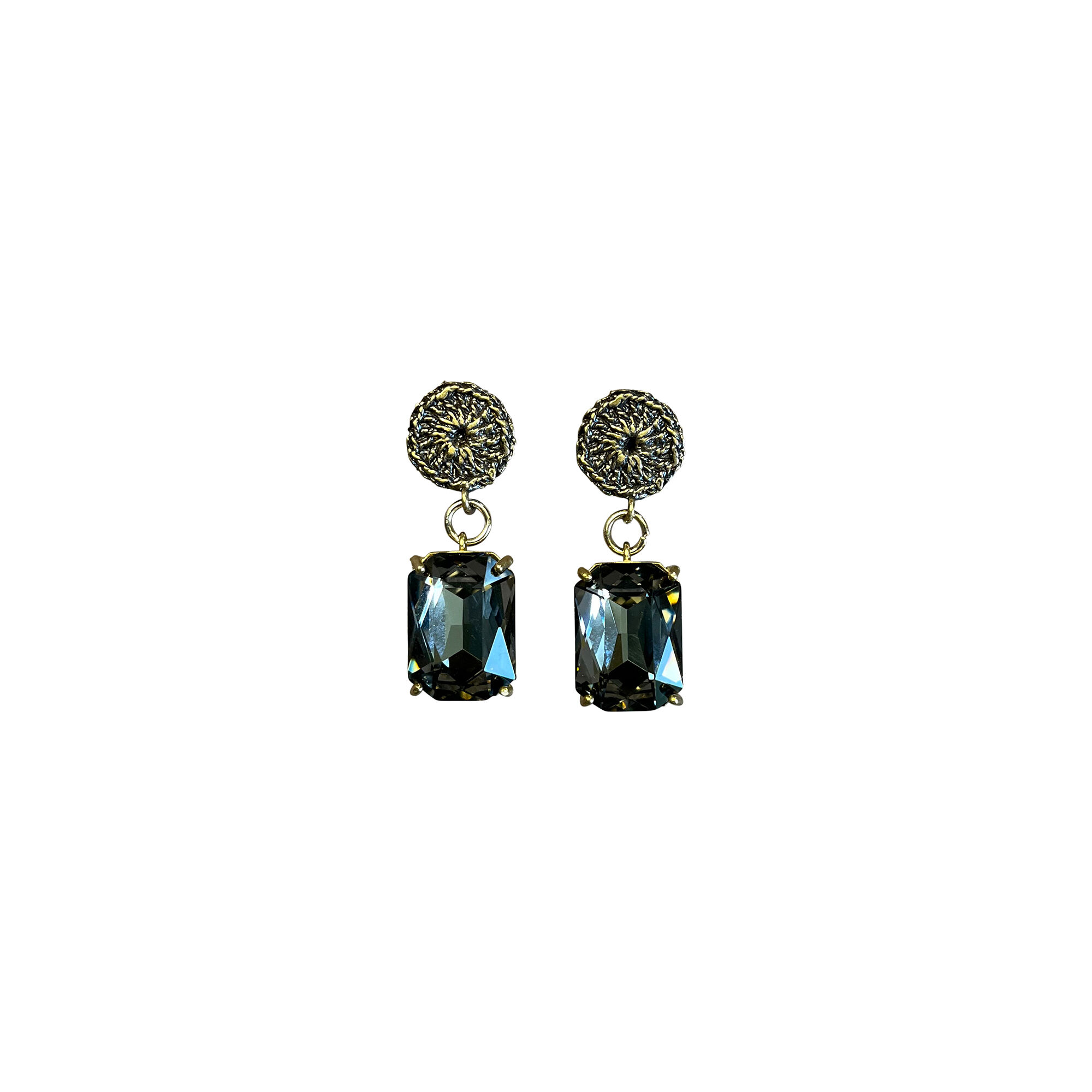 Boucles d'oreilles cabochon en diamant noir