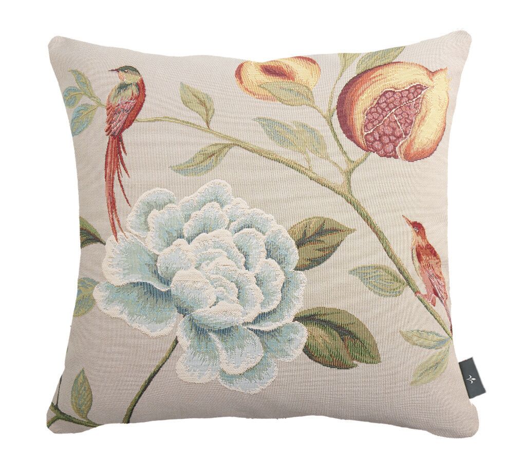 Kissenbezug mit rotem Grenadiervogelmotiv