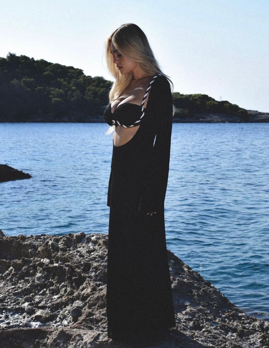 VESTIDO LARGO DE DOBLE CARA CON TOP DE BIKINI