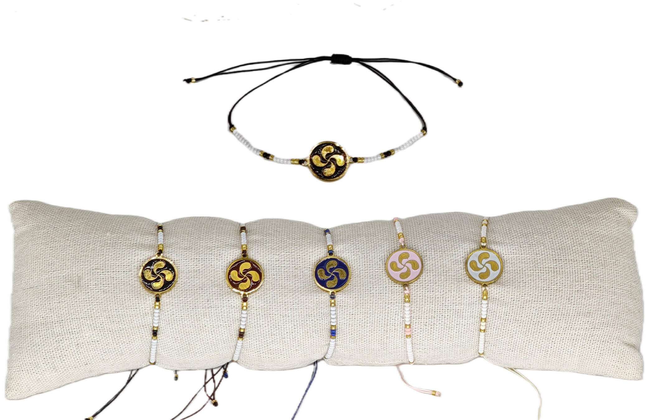 Lot de 35 Bracelets perles avec nacre CROIX BASQUE