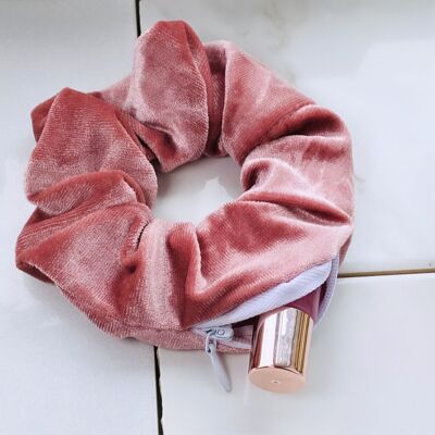 Pink zip scrunchie