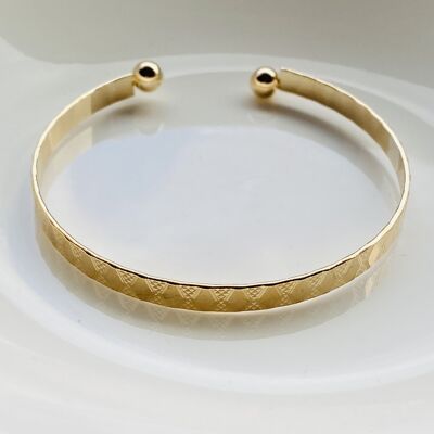 Chic Cuff Bangle Bracelet - Gold