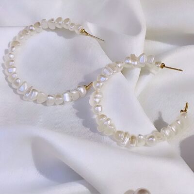 White Love earrings