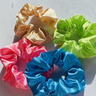 Set of 4 Satin scrunchies - C4