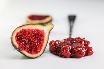 Confiture artisanale de figues bio 85% fruits 175g, teneur réduite en sucre. 4