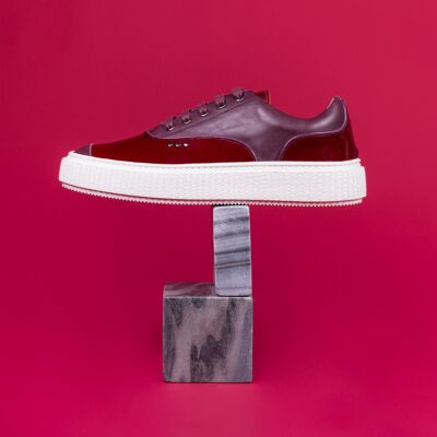 MEAKER burgundy patent sneaker