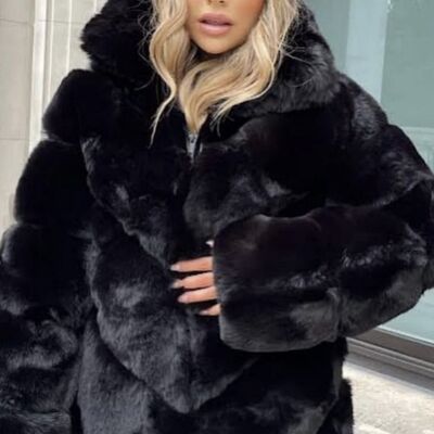 Lilly faux fur coat