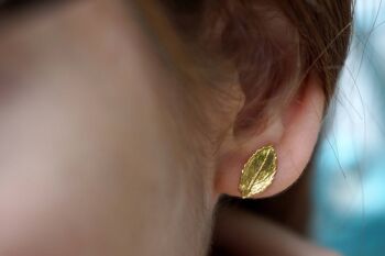 Boucles d'oreilles en or feuille, Mini Boucles d'oreilles en feuille de rose en or 14 carats sur 3