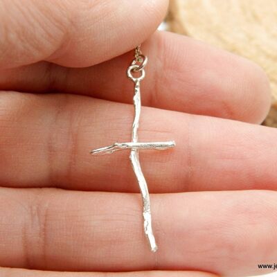Twig Cross Necklace with Chain in sterling silver 925.