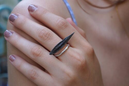 Adjustable Olive Leaf Ring in Rhodium Black.